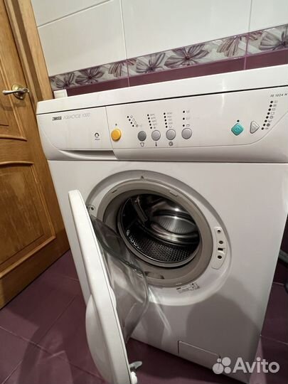 Стиральная машинка бу Zanussi