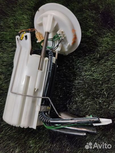 Топливный насос с датчиком уровня Bmw 650I E64 N62