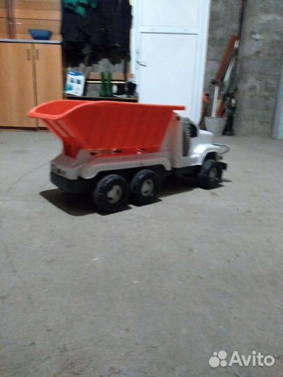 Детская машина