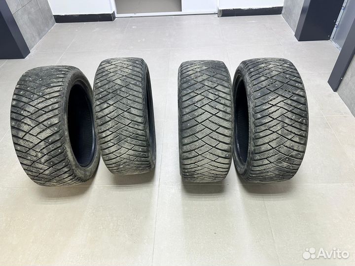 Goodyear Ultragrip Ice Arctic 245/45 R18