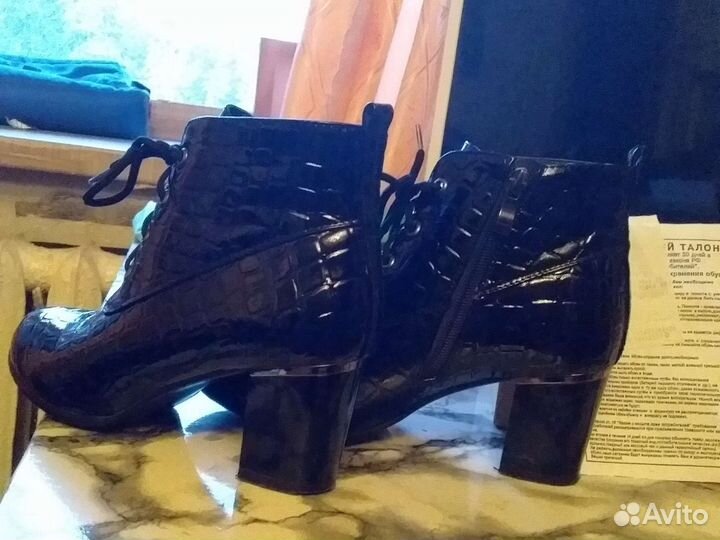 Весна осень ходила мало торг