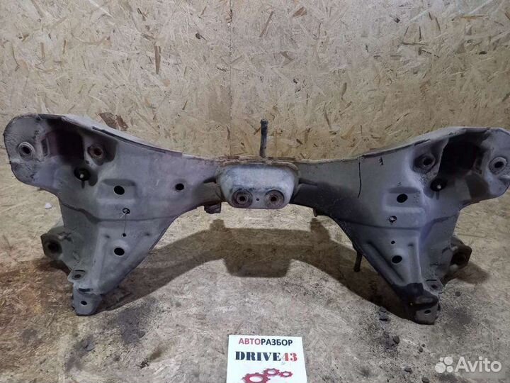 Подрамник Mitsubishi Carisma