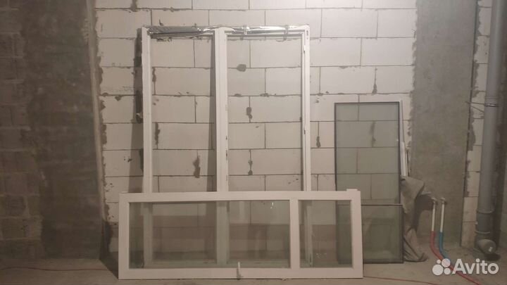 Дверь балконная с рамой