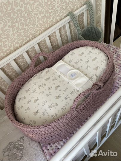 Вязаная люлька с коконом для новорожденных