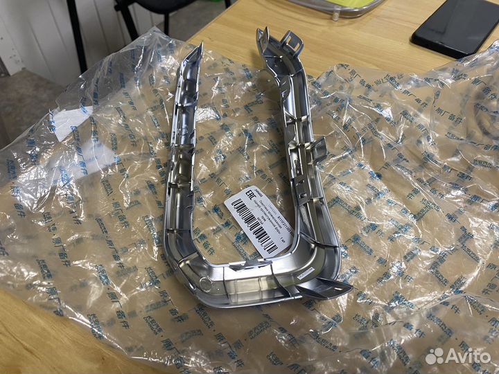 Окантовка заднего фонаря на Changan (Чанган)