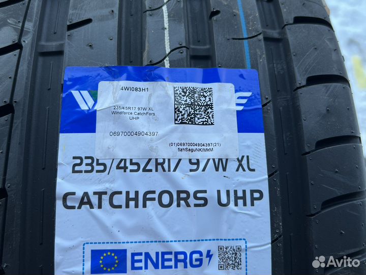 Windforce Catchfors UHP 235/45 R17 97W