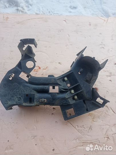 Кабель-канал VAG 1K0971615CN Кронштейн Audi a8