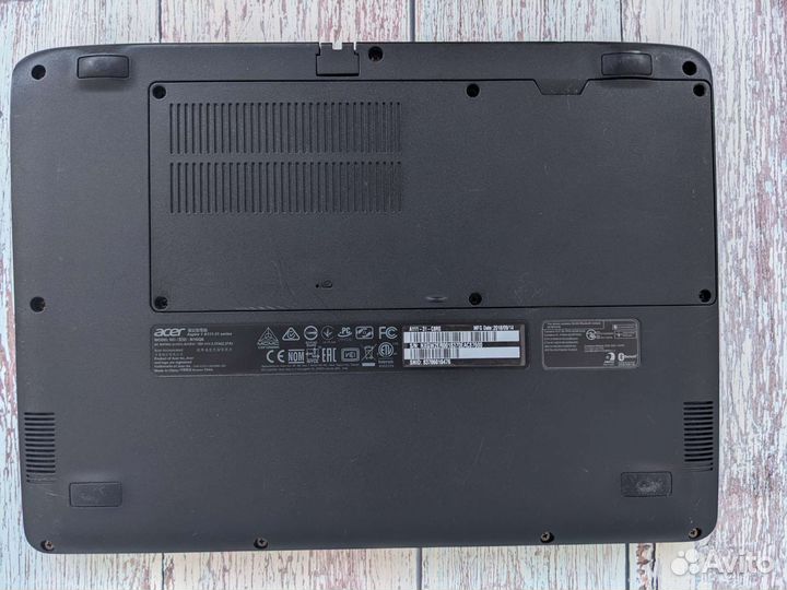 Ноутбук Acer Aspire 1