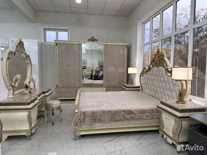 Анжелика спальня