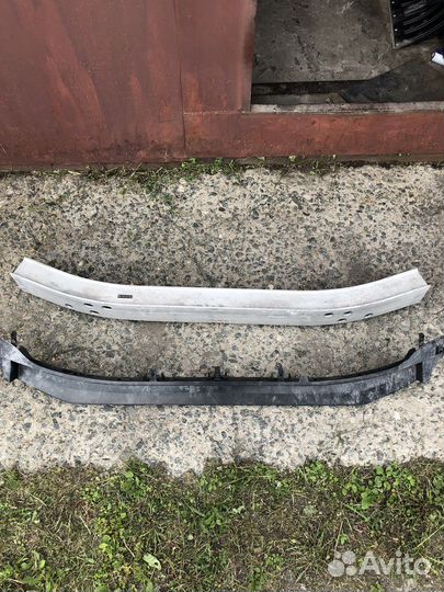 Усилитель бампера Toyota Lend Cruiser Prado