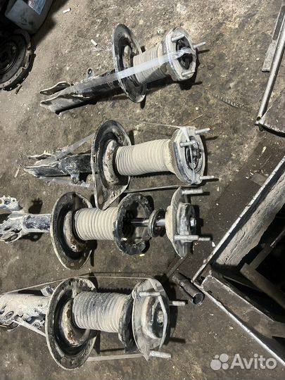 Амартизаторы камри 50-55