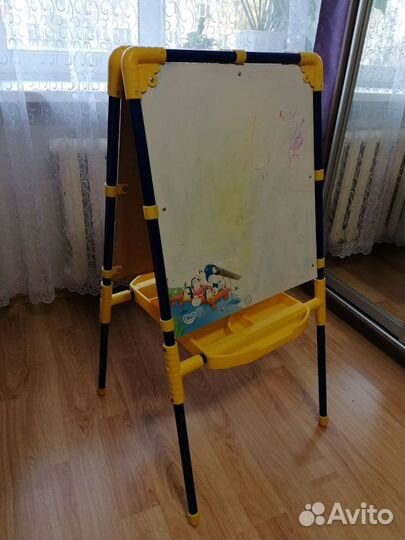 Продам мольберт для рисования