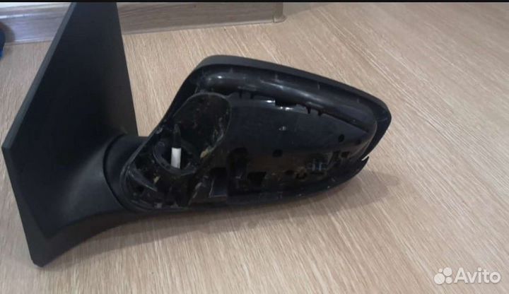 Левое зеркало hyundai i30