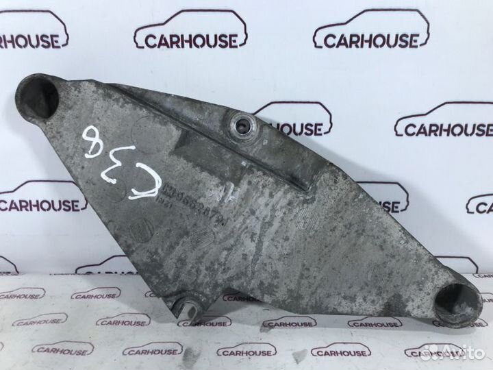 Кронштейн двигателя правый Chevrolet Cruze 1.8