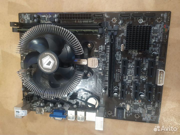 Материнская плата FM2+ и Athlon X840 + 4 Gb