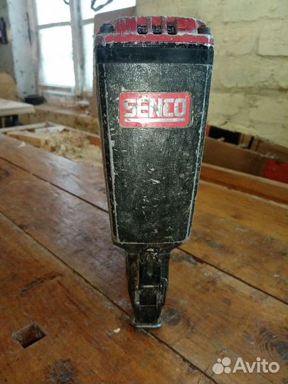 Скобозабивной степлер Senco пневматический