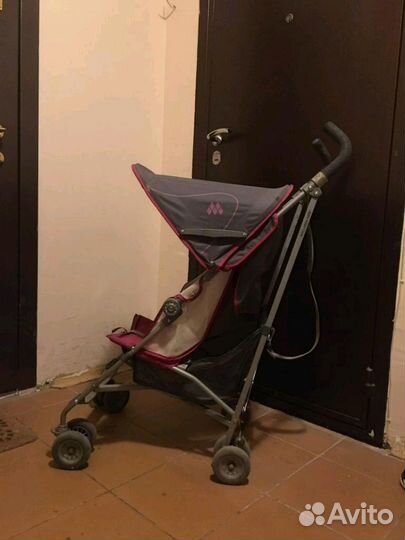 Коляска Maclaren