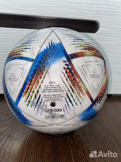 Футбольный мяч чемпионата мира 2022