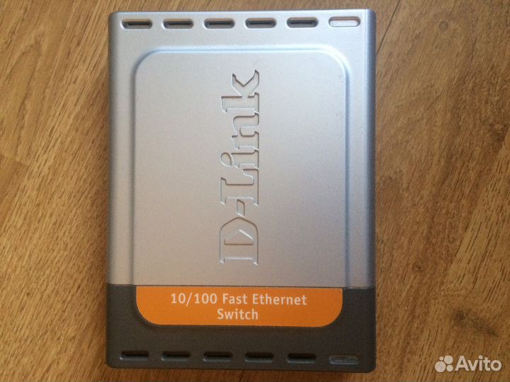 Коммутатор D-Link DES-1005D