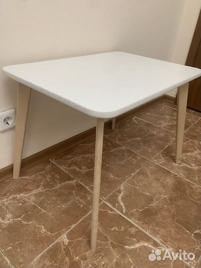 Детский стол и стул