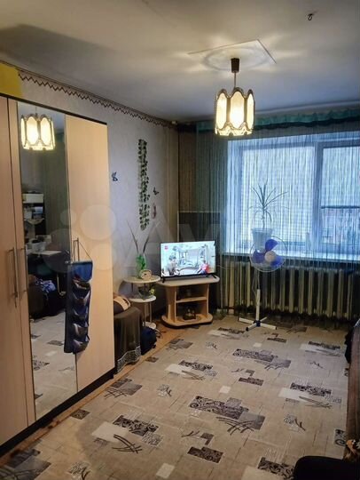 Комната 18 м² в 4-к., 5/5 эт.