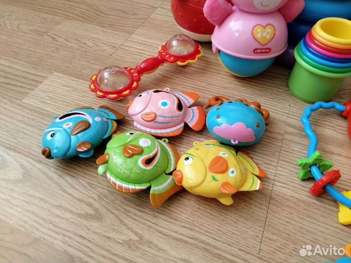 Развивающие игрушки пакетом