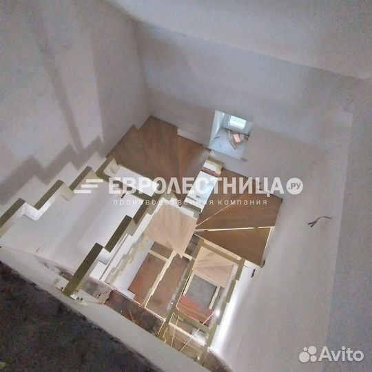 Лестница металлическая