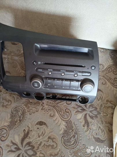 Штатная магнитола Honda Civic 4D