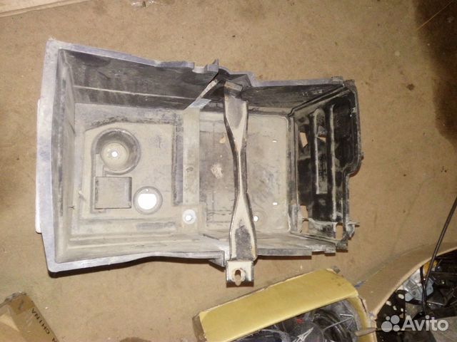 Корпус аккумулятора Форд фокус 2