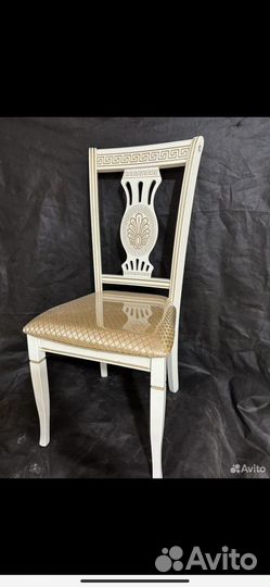 Столы и стулья