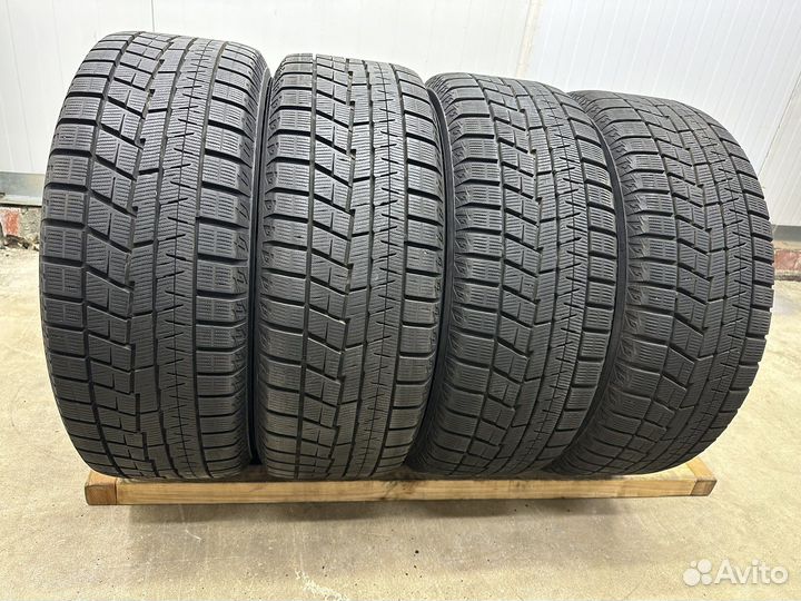 Yokohama Ice Guard IG60 215/50 R17 91Q