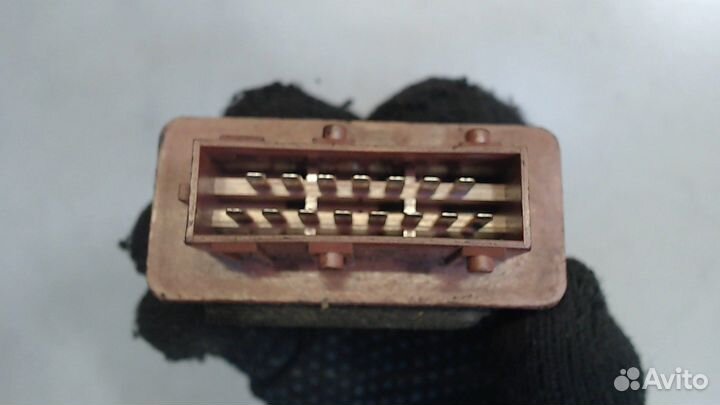 Реле бензонасоса Peugeot 106, 2001