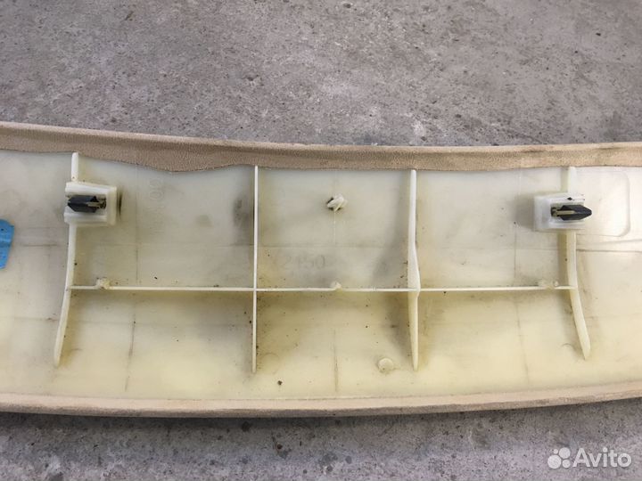 Обшивка потолка задняя Audi A4 B6(4138)