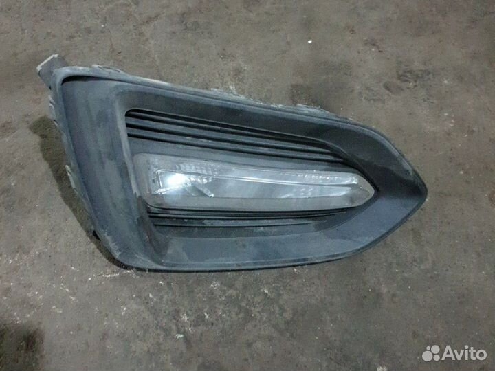 Противотуманка в сборе левый хендай солярис 2