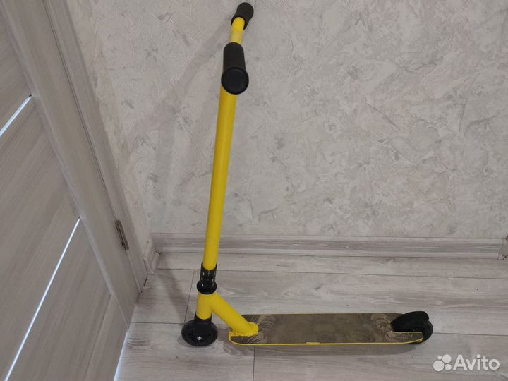 Трюковой самокат