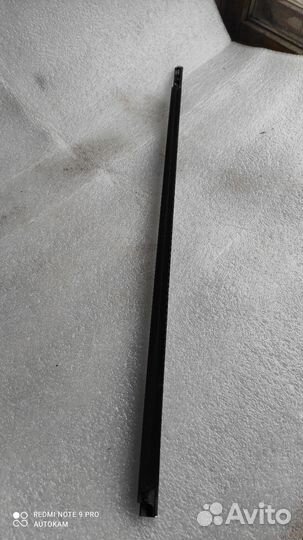 Молдинг двери передняя левая Nissan fuga y51