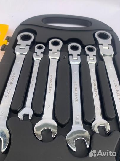 Набор ключей трещоток с плавающими головками 7в1