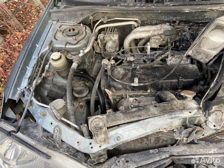 Mitsubishi Lancer 1.6 AT, 2006, битый, 160 000 км