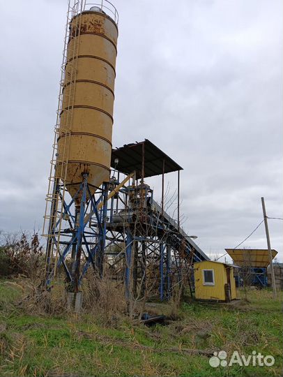 Мобильный бетонный завод конвейер