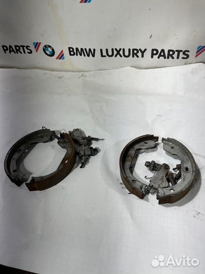 Колодка стояночного тормоза Bmw X5 E70 N57D30 2012