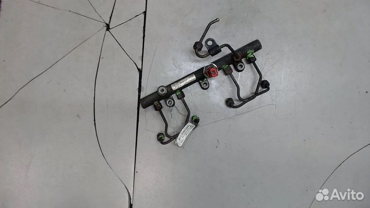 Рампа топливная Peugeot Partner, 2003