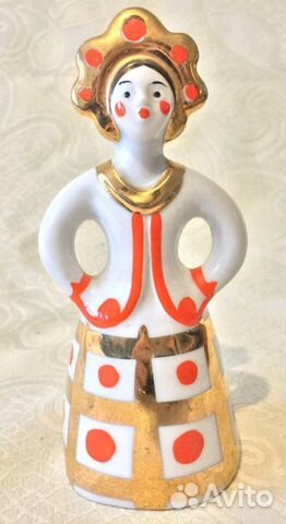 Фарфоровая Статуэтка