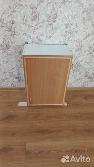 Шкафчик кухонный