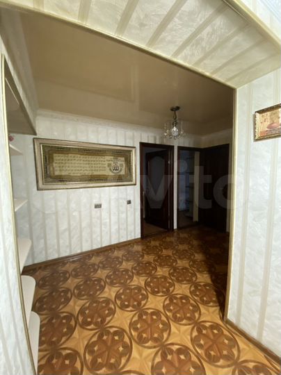 4-к. квартира, 80 м², 3/5 эт.