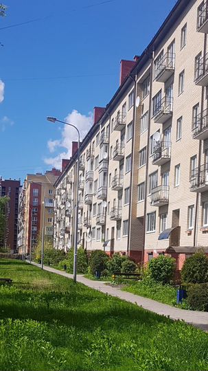 1-к. квартира, 75,3 м², 1/6 эт.
