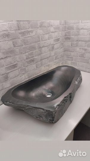 Раковина из натурального камня