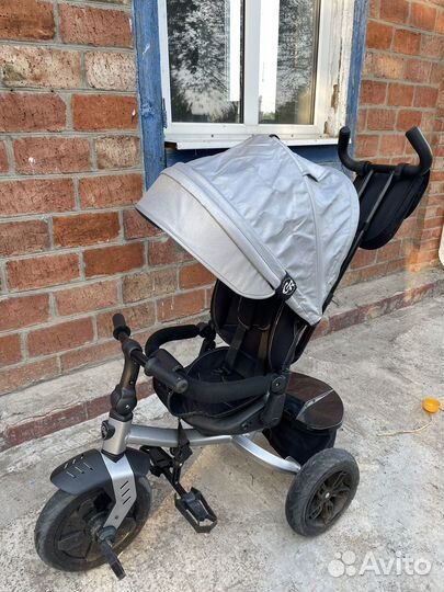 Трехколесный велосипед