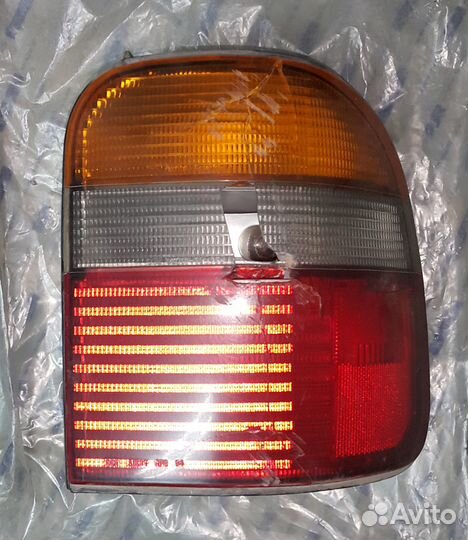 Задний фонарь Sportage 1 с дефектом