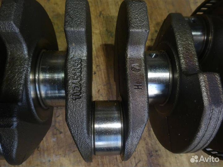 Коленвал Volkswagen Passat B6 2005-2010