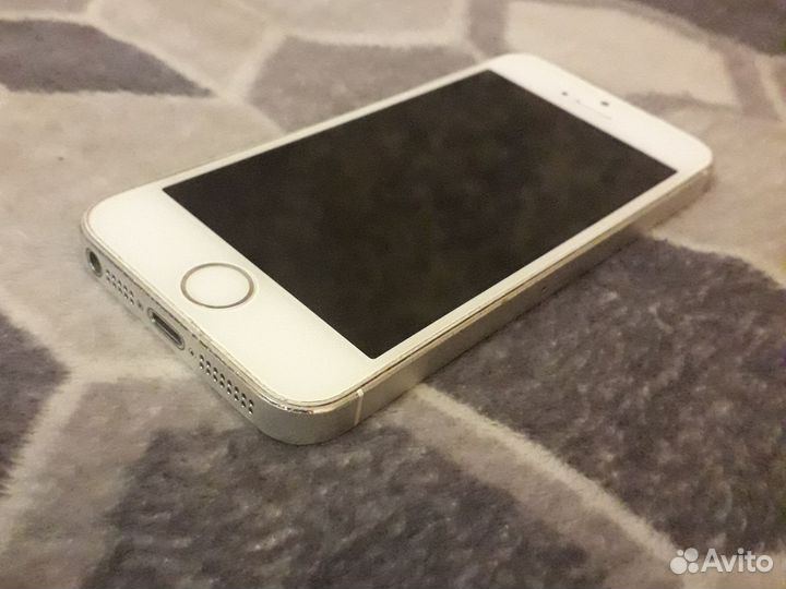 iPhone 5S, 64 ГБ